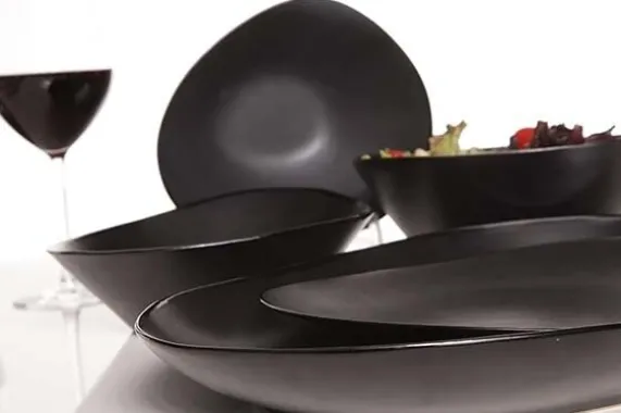 Serviesset 12 personen Vongola zwart